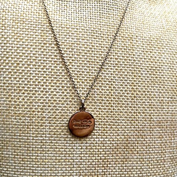 3/$30 KATE SPADE INITIAL G GOLD TONE NECKLACE - Picture 3 of 4